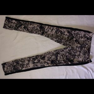 Rue21 Pants - Yoga pants, Diamond print jeans Rue21 Pants - Yoga pants, Diamond print jeans